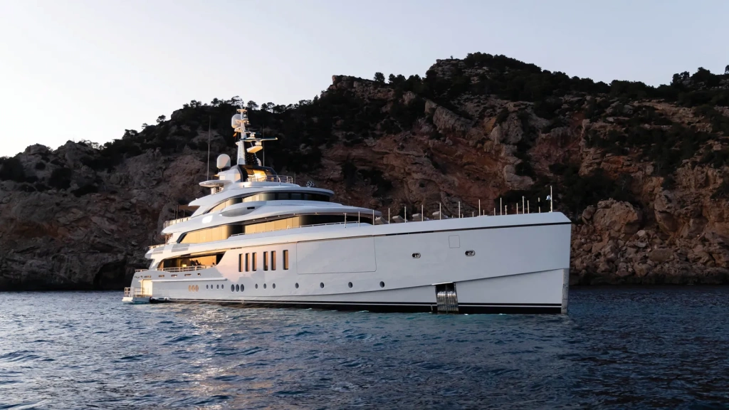 10 biggest yachts attending the Monaco Yacht Show 2024, photo 7, Smart Yachts