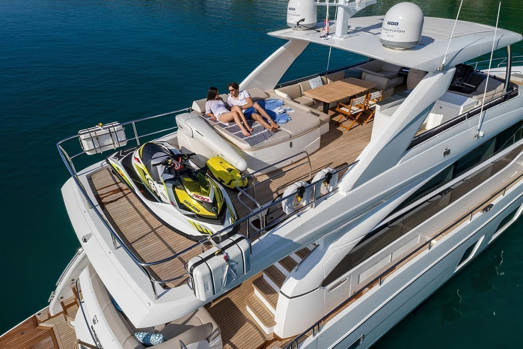 2017 Princess LARIMAR II, Price Reduction, photo 3, Smart Yachts