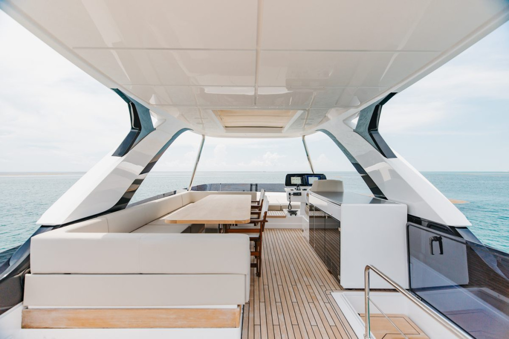 2025 Ferretti 670 "KATRIN I", New CA For Sale, photo 4, Smart Yachts