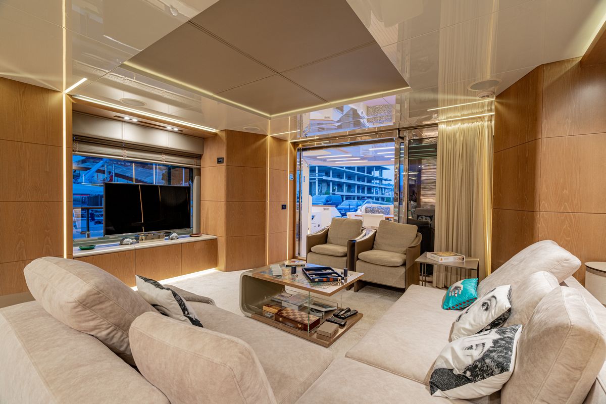 7 Seconds, New Photography, Smart Yachts
