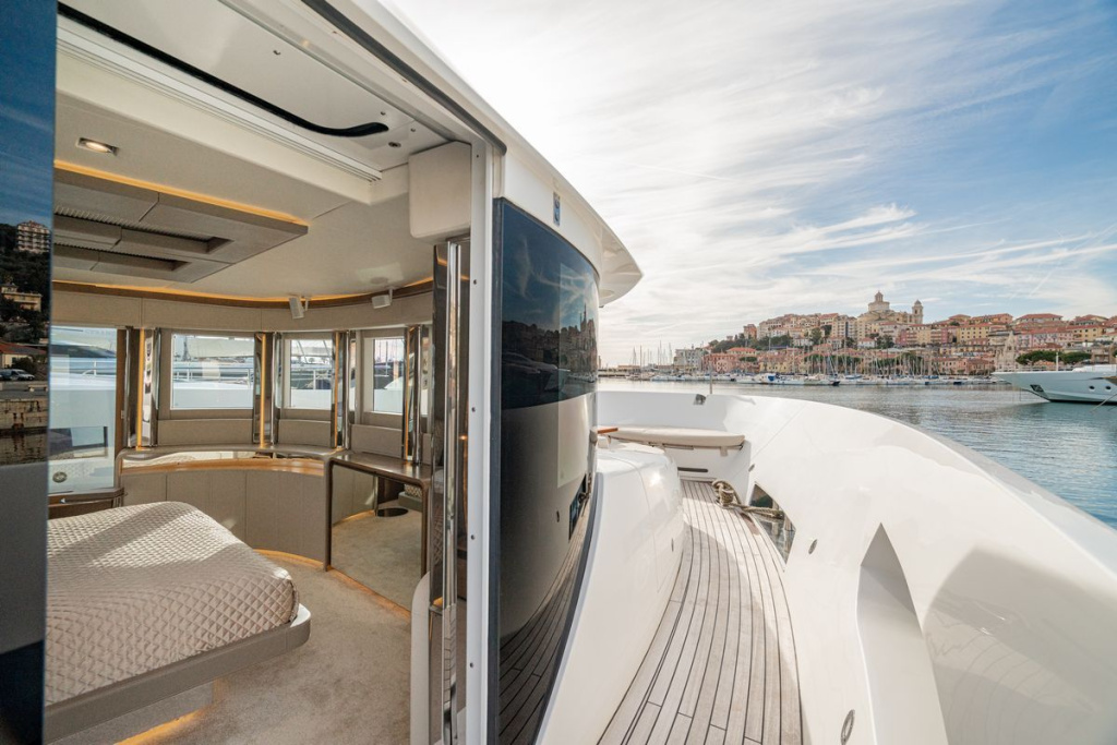 7 Seconds Now Available for Viewings in Palma de Mallorca, photo 5, Smart Yachts