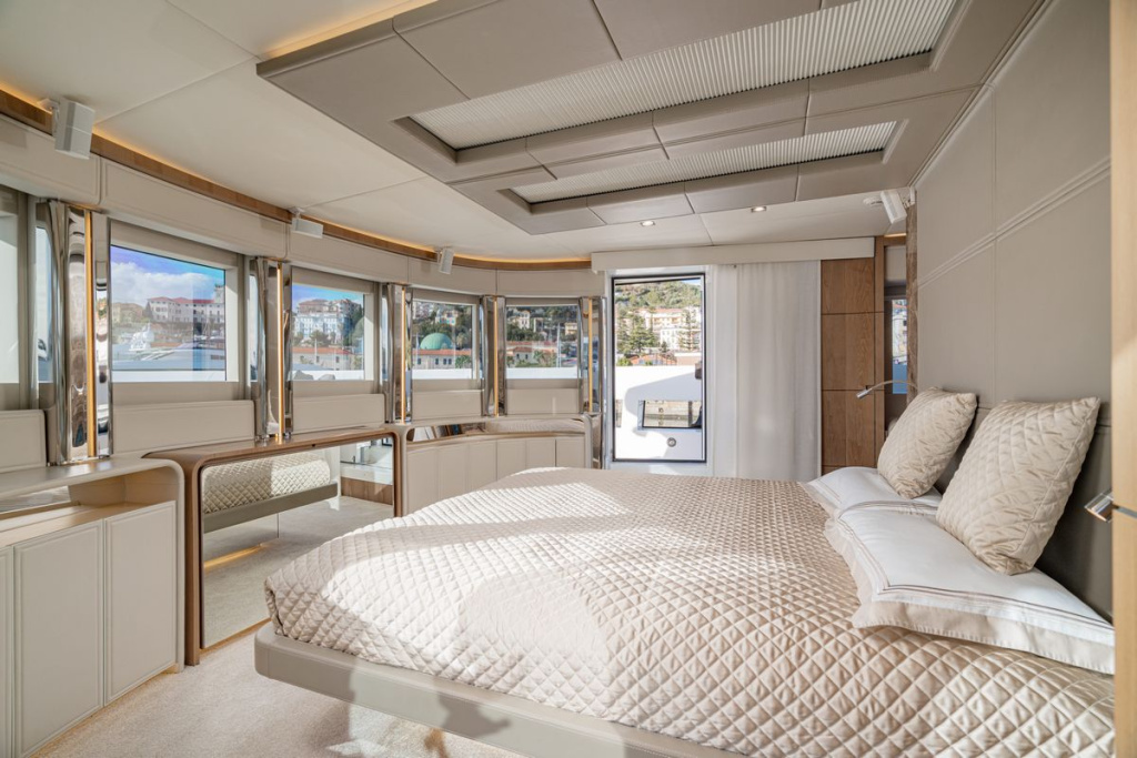 7 Seconds Now Available for Viewings in Palma de Mallorca, photo 3, Smart Yachts