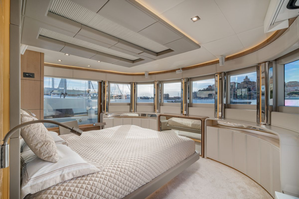 "7 SECONDS", Yacht Video Available, Smart Yachts