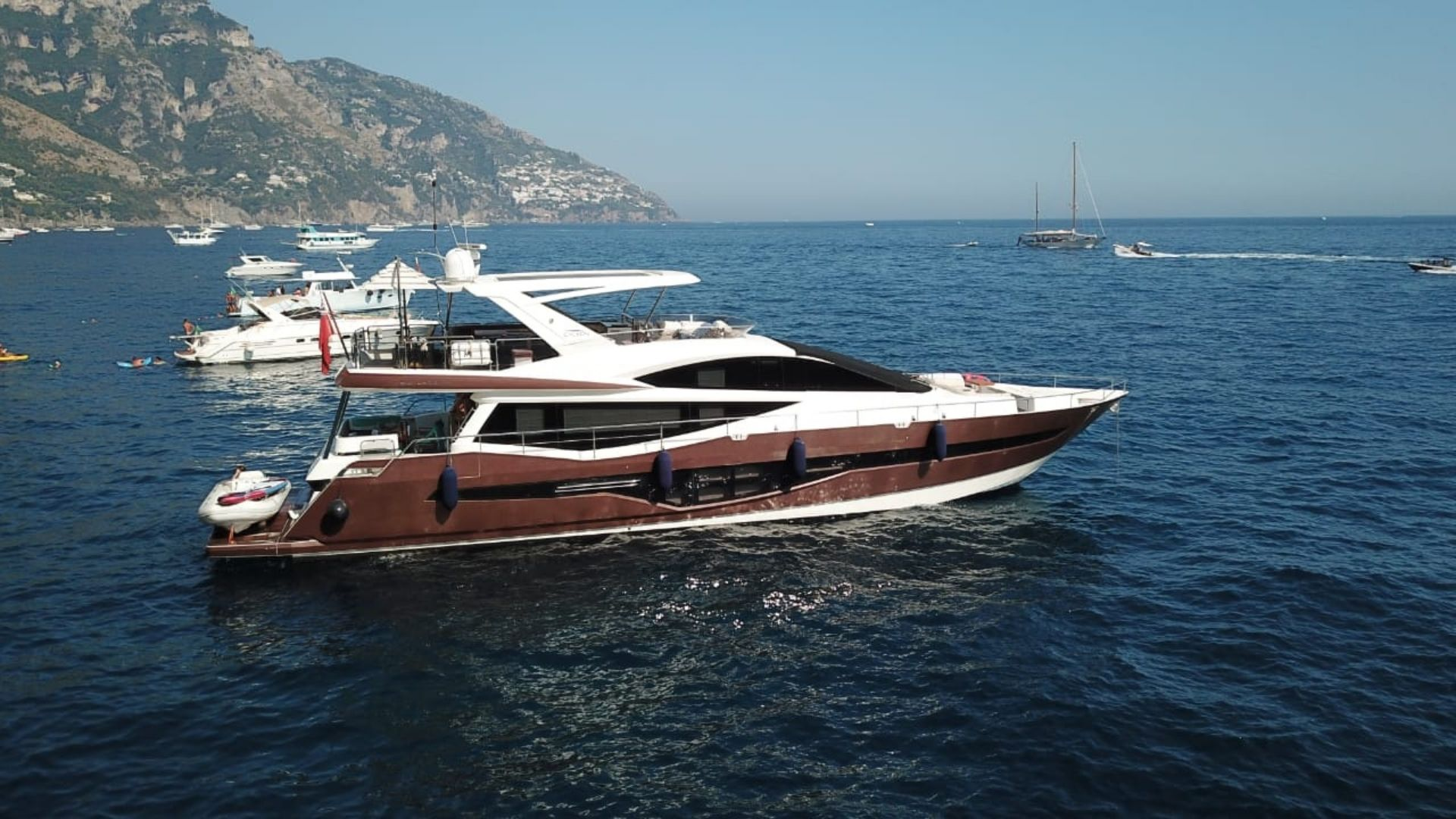 SOLD: AISA, Smart Yachts