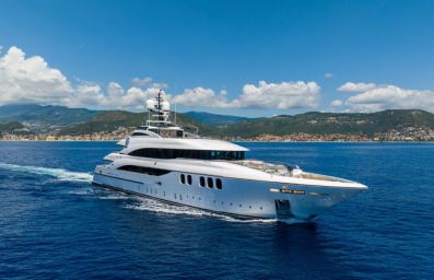ALEXANDER AGAIN: New co-CA for sale, Smart Yachts