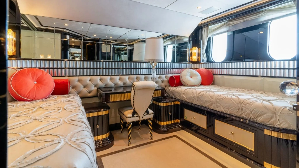 ALEXANDER AGAIN: New co-CA for sale, photo 8, Smart Yachts