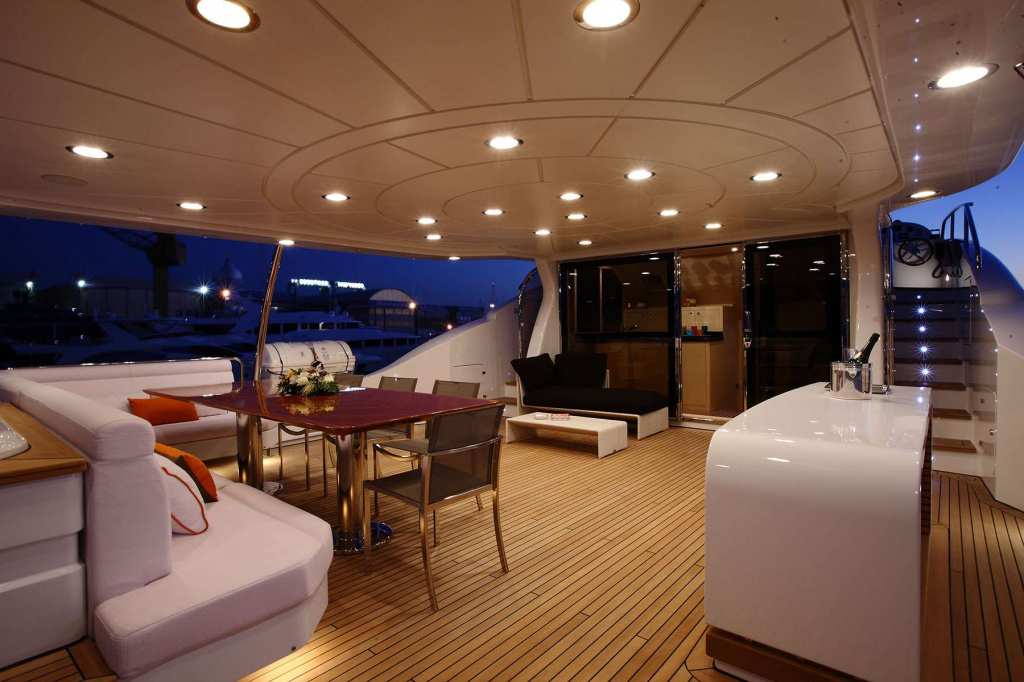 "ARMADA" Benetti Tradition 105 SOLD, photo 3, Smart Yachts