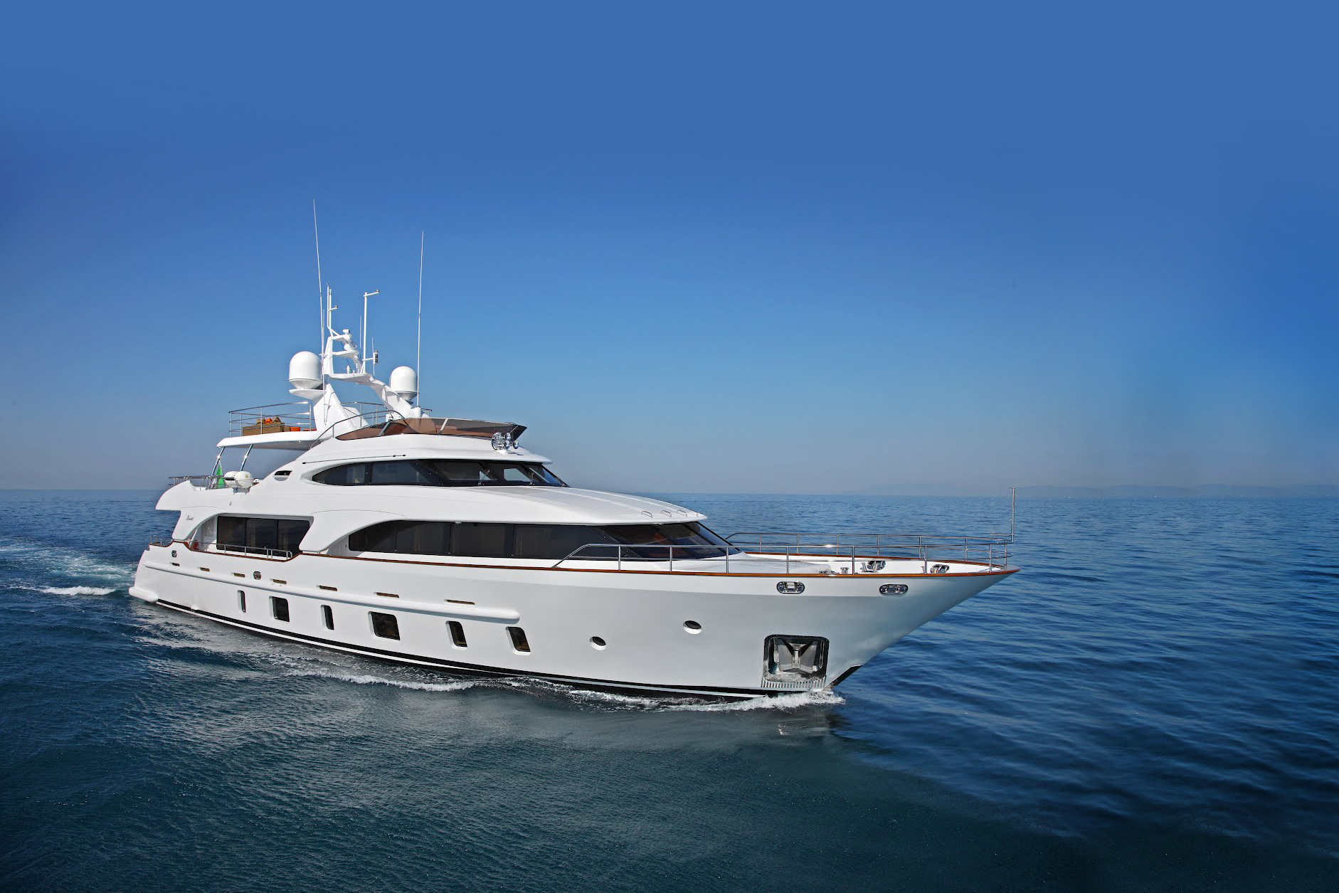 "ARMADA" Benetti Tradition 105 SOLD, Smart Yachts