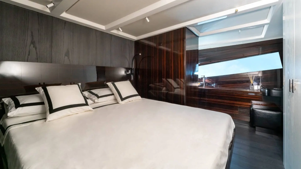Yacht Review: Brand-new Fiart P58, photo 6, Smart Yachts