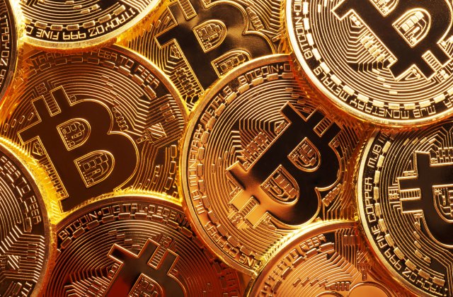 Buying a yacht for bitcoins, Smart Yachts