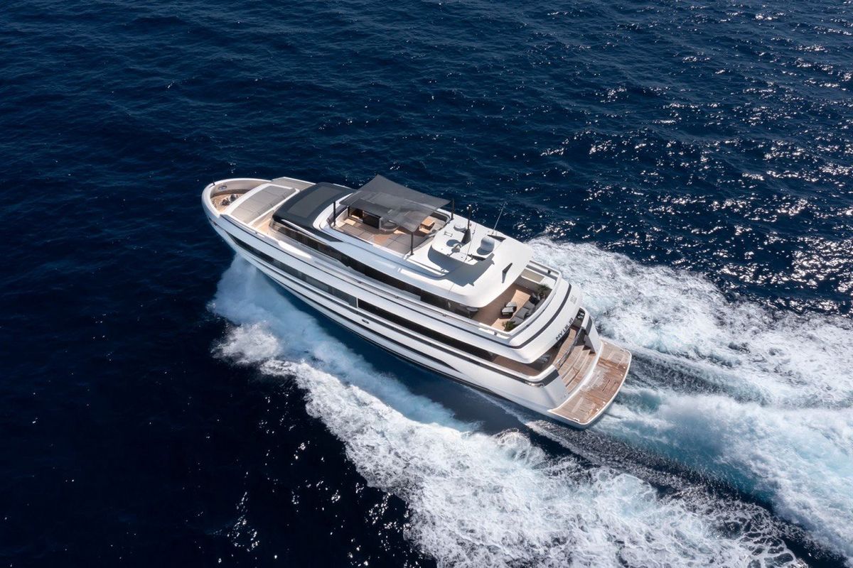 ECPY Open Day: Explore 27m HELGA & 28.5m "UILIA" at Port of Nice, Smart Yachts