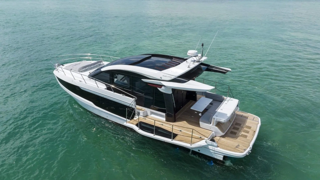 First look: GALEON 440 FLY & 450 HTC, photo 10, Smart Yachts