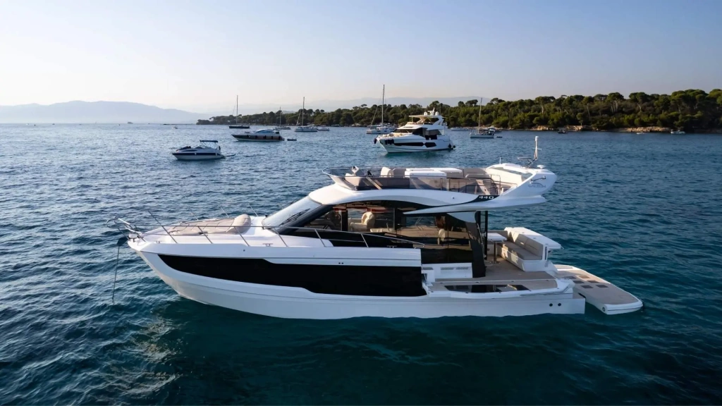 First look: GALEON 440 FLY & 450 HTC, photo 2, Smart Yachts