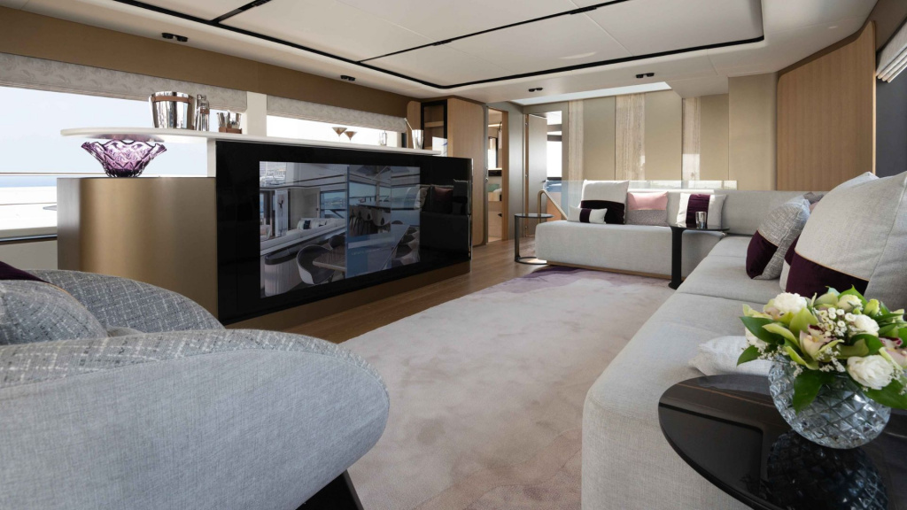 First photographs of the new Majesty 111, photo 11, Smart Yachts