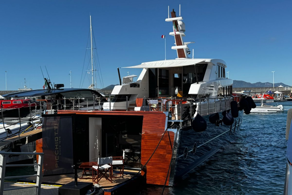 Five Reasons to Buy the Picchiotti 24, photo 2, Smart Yachts