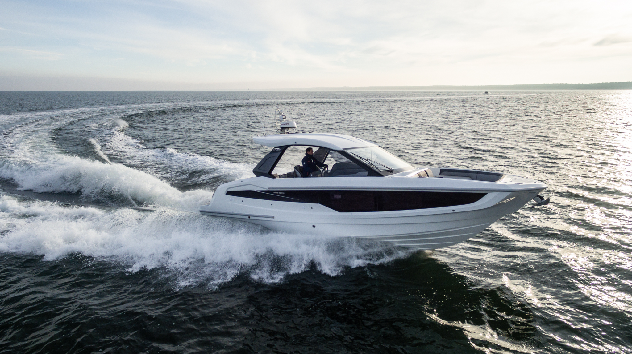 World Premiere Galeon 325 GTO 2021 with outboard power, Smart Yachts