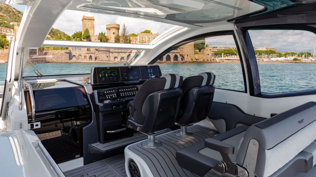 Introducing the Galeon 375 GTO, photo 2, Smart Yachts