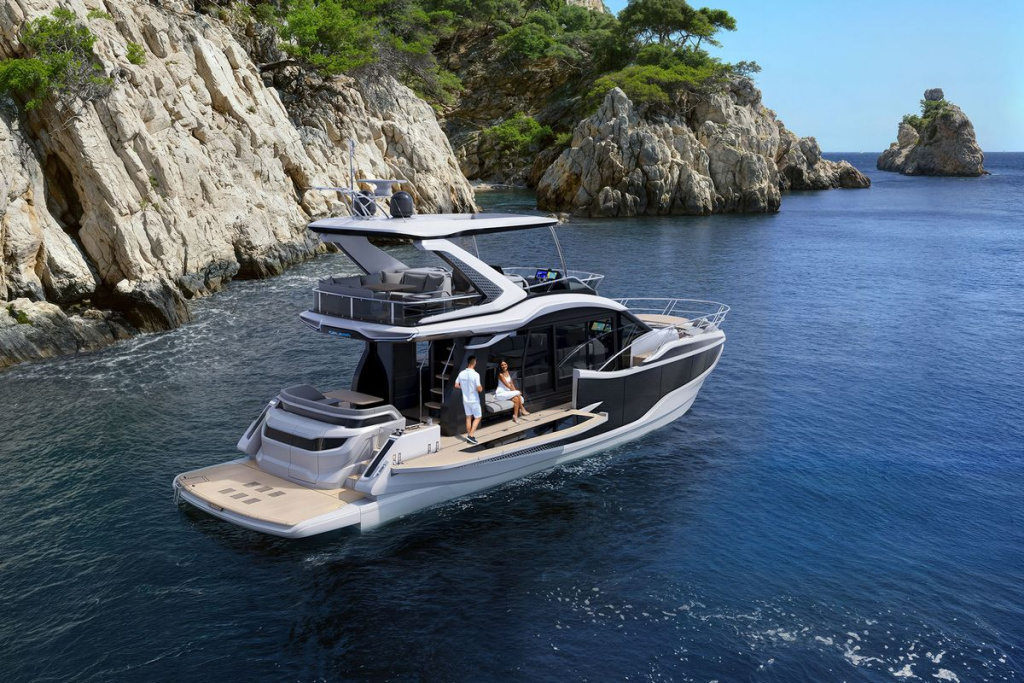 GALEON 520 FLY, The New Generation Of Galeon Flybridge Yachts, photo 2, Smart Yachts
