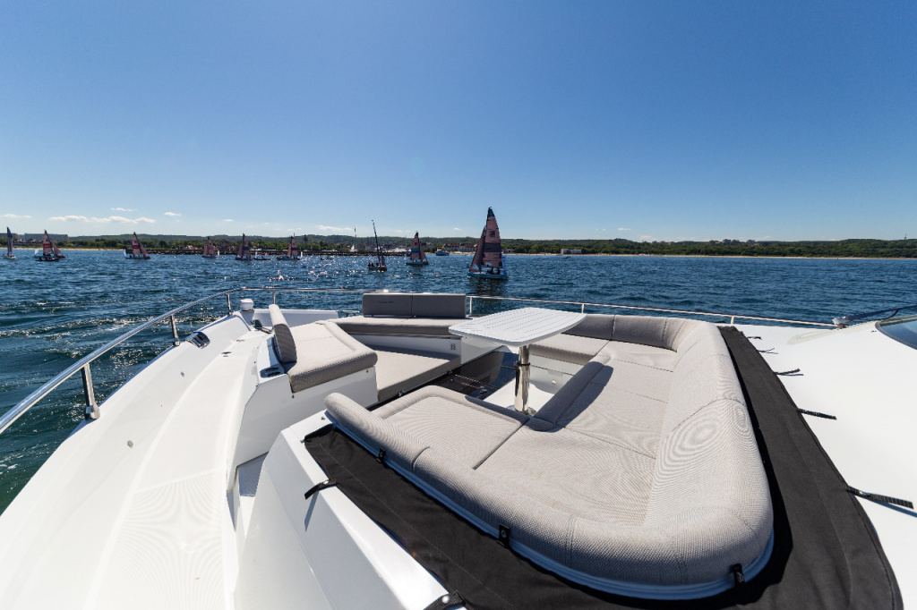 First look at the Galeon 800 Fly exterior, photo 8, Smart Yachts