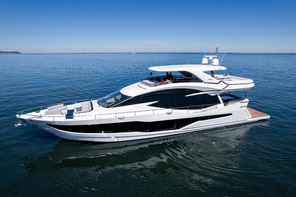 First look at the Galeon 800 Fly exterior, photo 1, Smart Yachts