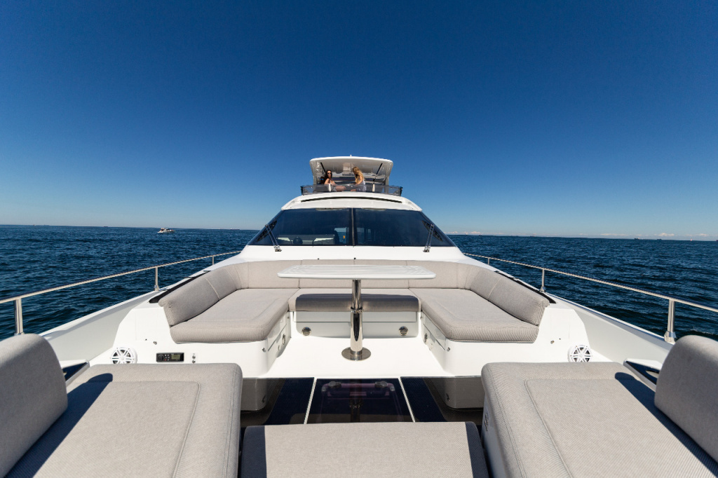 First look at the Galeon 800 Fly exterior, photo 7, Smart Yachts