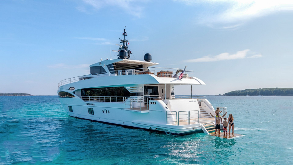 Gulf Craft at Cannes Yachting Festival 2022, photo 10, Smart Yachts