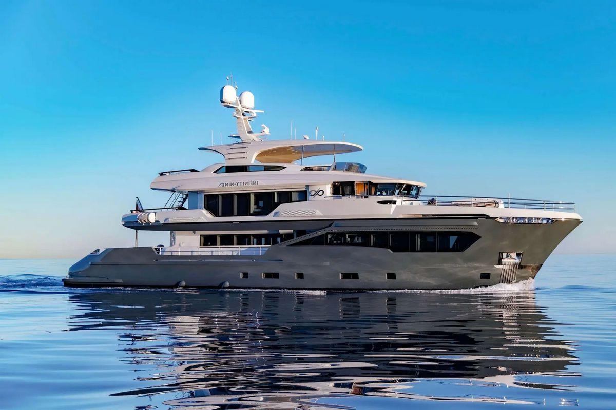 Kando 110: Long-Range Explorer Superyacht Review, Smart Yachts