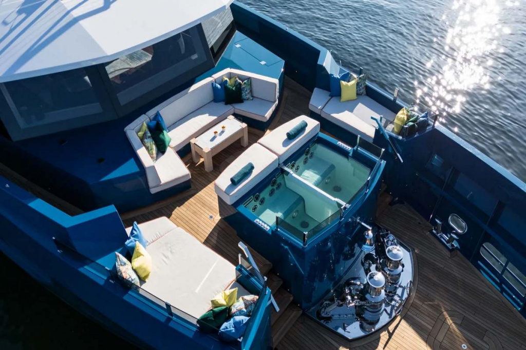 "KING BENJI" Yacht Review - Built For Adventure, photo 6, Smart Yachts