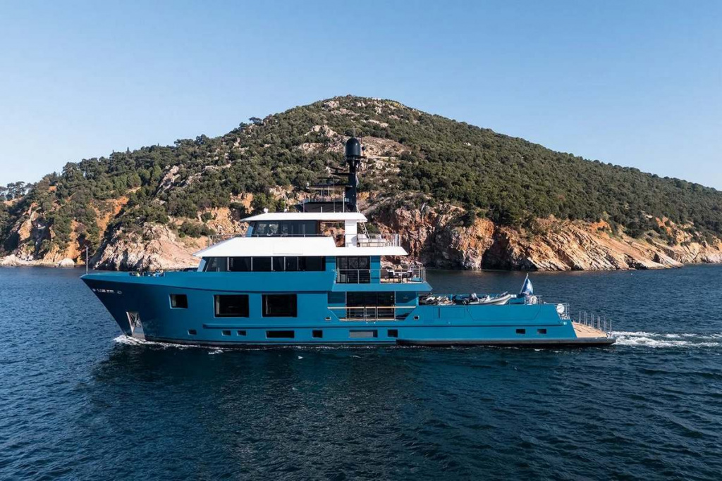 "KING BENJI" Yacht Review - Built For Adventure, photo 1, Smart Yachts