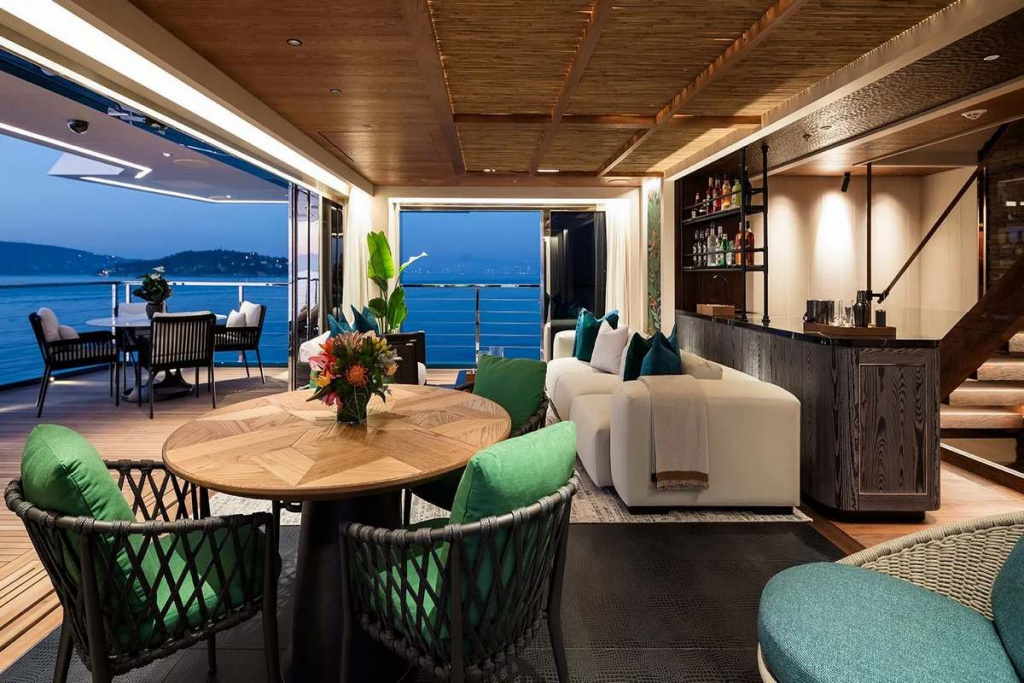 "KING BENJI" Yacht Review - Built For Adventure, photo 5, Smart Yachts