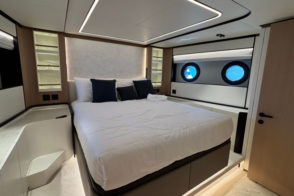 Majesty 112 Terrace: Premiere at DIBS 2025, photo 9, Smart Yachts