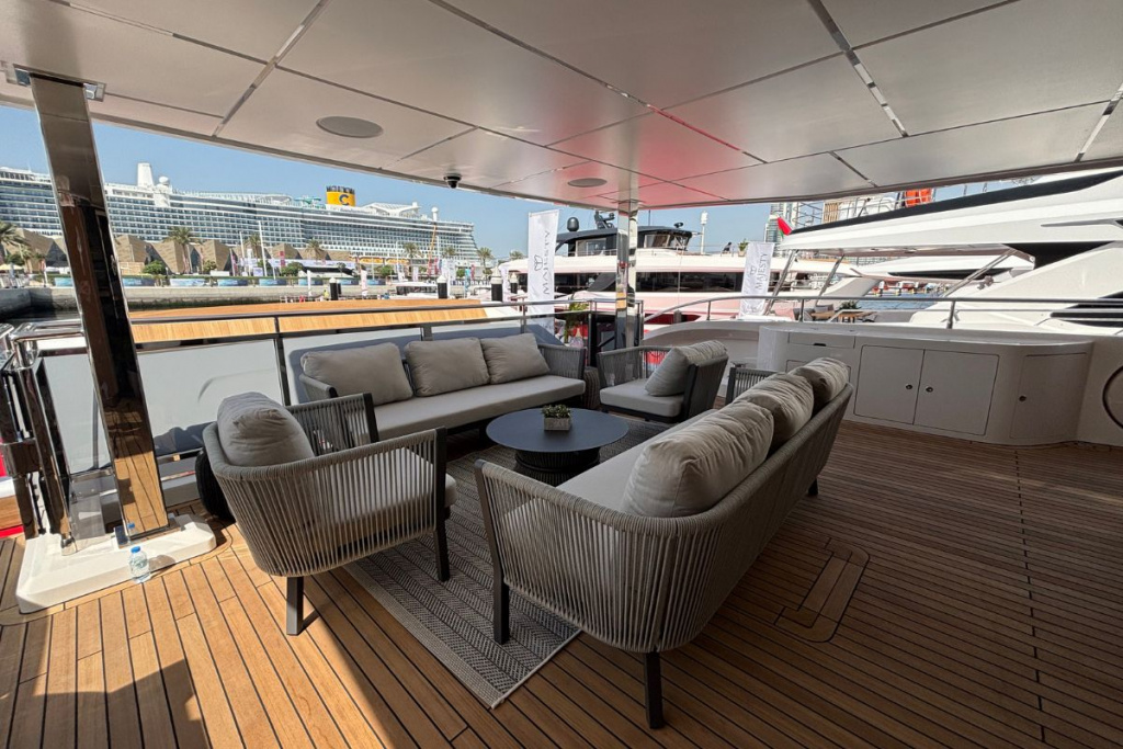 Majesty 112 Terrace: Premiere at DIBS 2025, photo 2, Smart Yachts