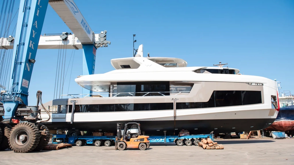 Mazu Yachts Launches First 28m Mazu 92 DS, photo 1, Smart Yachts