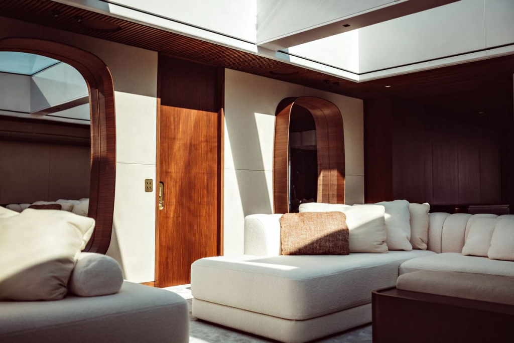 The Most Unusual Yachts for Charter: Bold Designs, Wild Innovation & Next-Level Luxury, photo 3, Smart Yachts