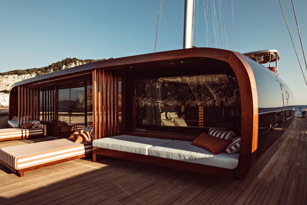 The Most Unusual Yachts for Charter: Bold Designs, Wild Innovation & Next-Level Luxury, photo 2, Smart Yachts