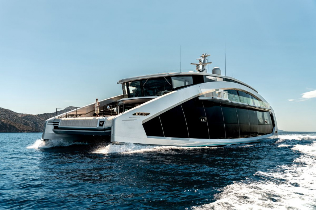 The Most Unusual Yachts for Charter: Bold Designs, Wild Innovation & Next-Level Luxury, photo 4, Smart Yachts