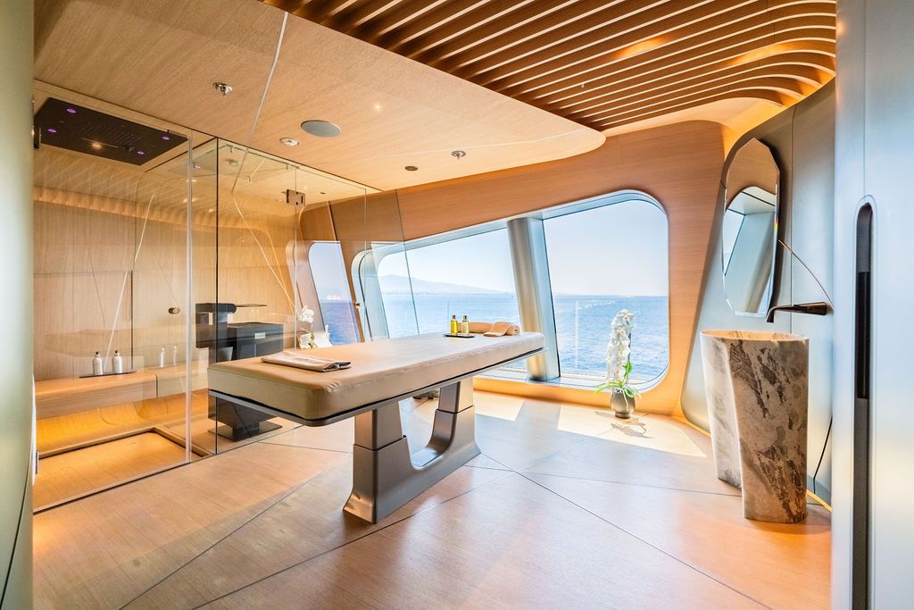The Most Unusual Yachts for Charter: Bold Designs, Wild Innovation & Next-Level Luxury, photo 6, Smart Yachts