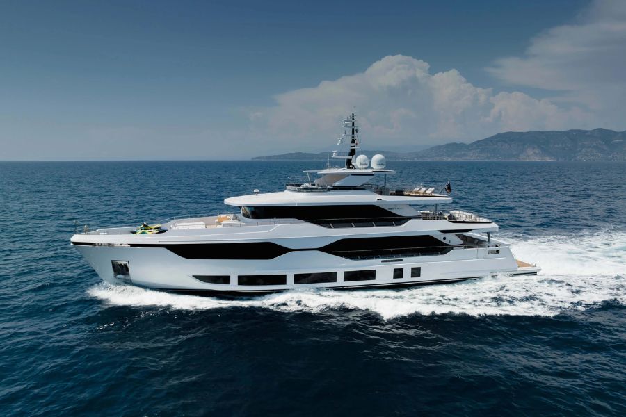 Must-See Yachts at the Dubai International Boat Show 2025, Smart Yachts