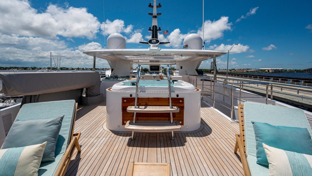 New Majesty Yachts available for sale at Smart Yachts, photo 10