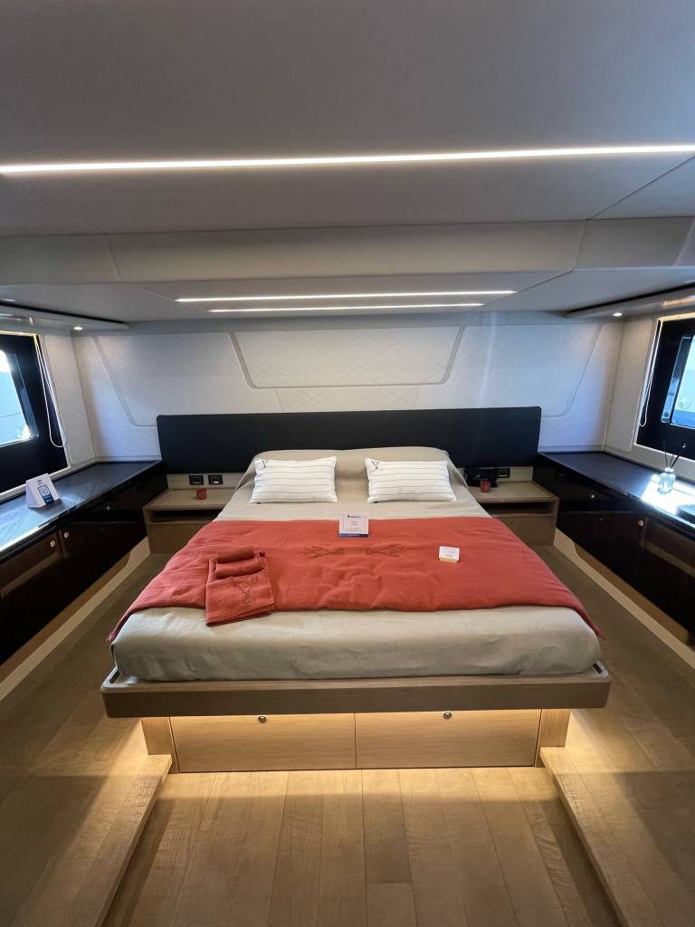 New yacht for sale: Absolute 62 FLY, photo 6, Smart Yachts