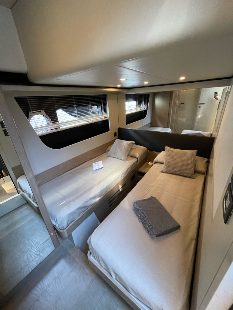 New yacht for sale: Absolute 62 FLY, photo 10, Smart Yachts