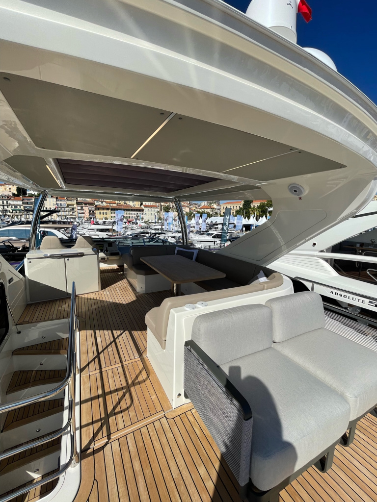 New yacht for sale: Absolute 62 FLY, photo 4, Smart Yachts