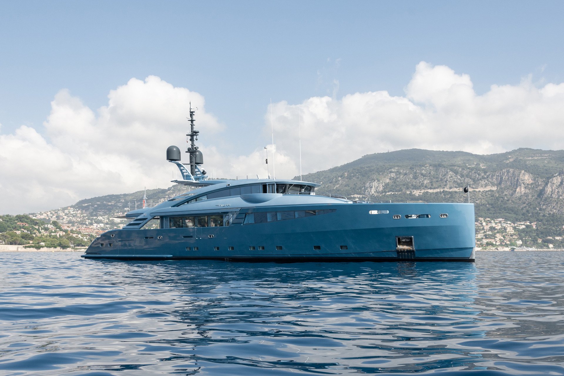 SOLD: PHILMX, Smart Yachts