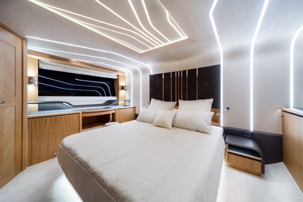 GALEON 680 FLY IN DETAIL, photo 7, Smart Yachts