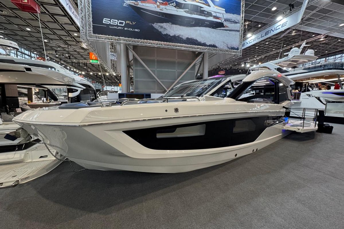 First Look: Premiere of Galeon 435 GTI & Redesign of 640 Fly at Boot Düsseldorf 2025, Smart Yachts