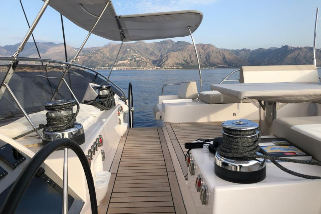 Privilege Serie 6 TINTO, New For Sale, photo 6, Smart Yachts