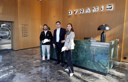 Smart Yachts Co-Founder Visits Dynamiq Shipyard