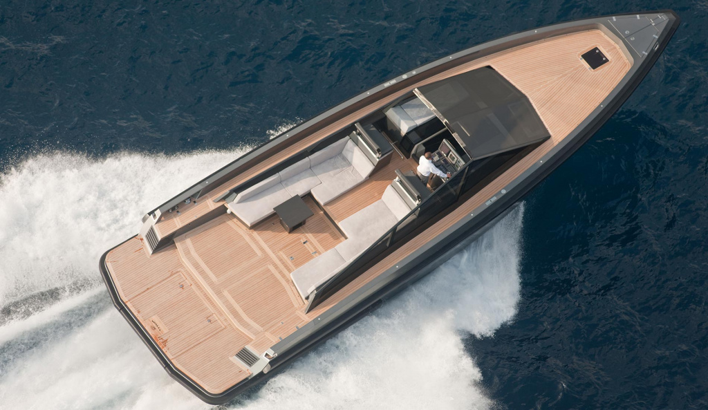 Smart Yachts on board the brand-new Wallypower 58, photo 2