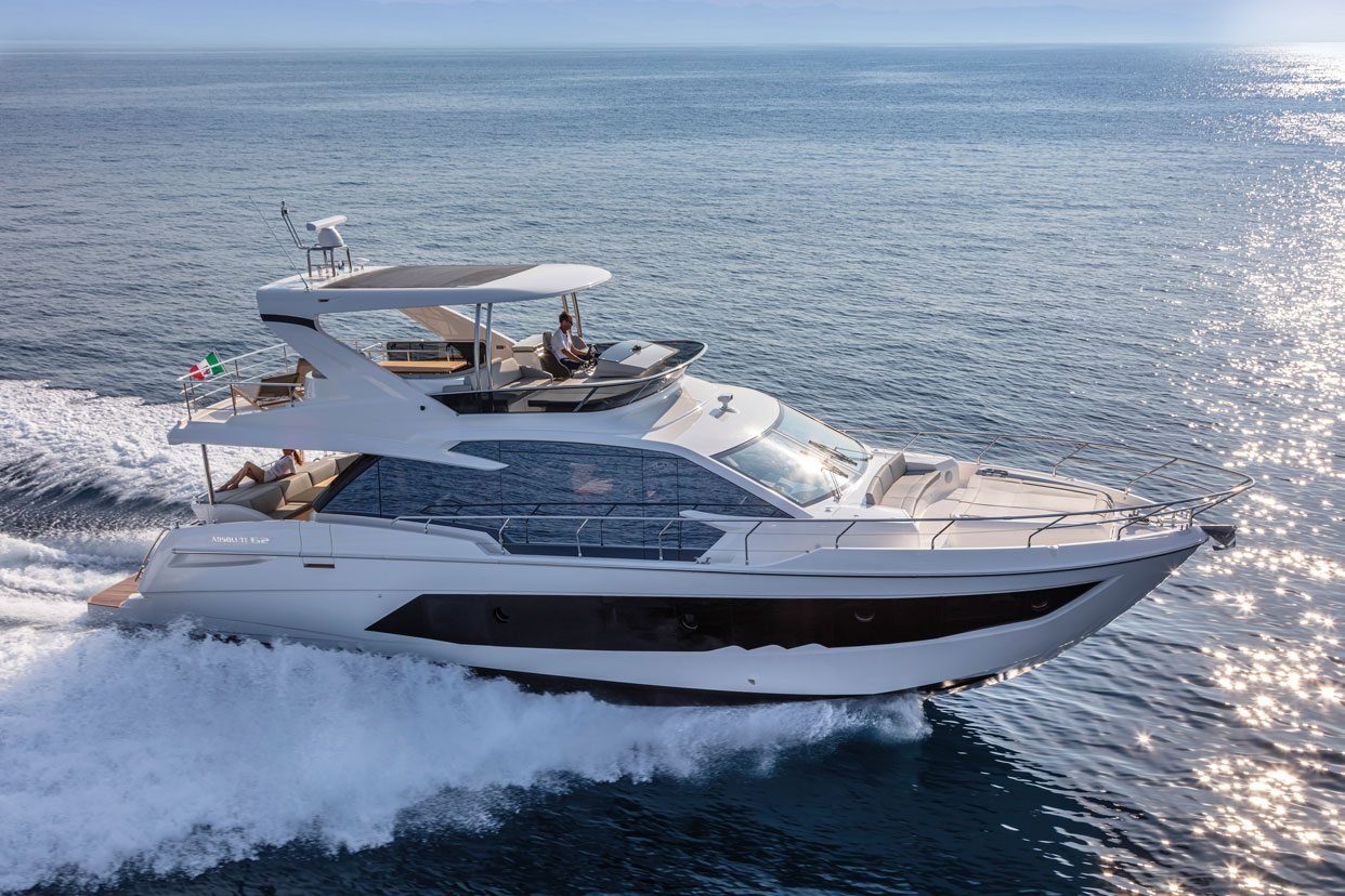 SOLD: Absolute 62 FLY, Smart Yachts