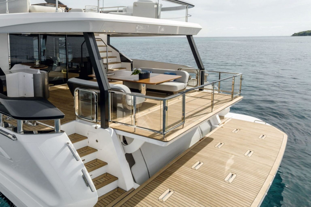 SOLD: Azimut Grande 26M, photo 2, Smart Yachts